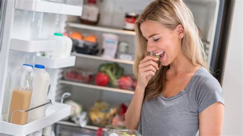 which raw food should be stored above all others: the importance of maintaining a clean and organized refrigerator